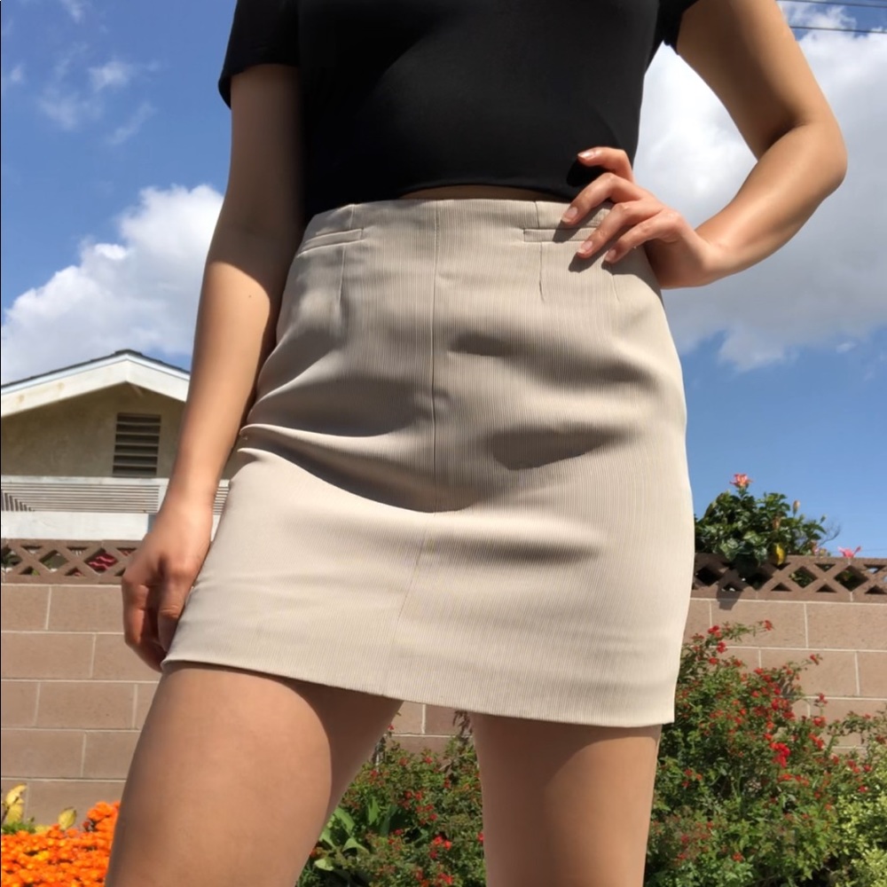 Cream Mini Skirt with Pocket Design